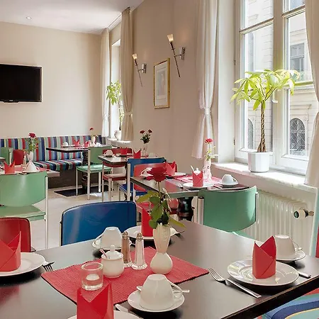 Am Rathaus 3* Augsburg