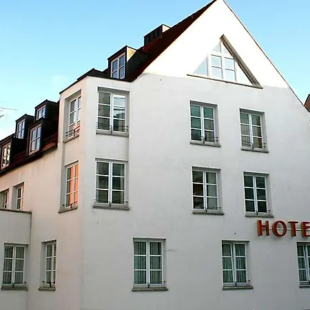 Otel Am Rathaus 3*