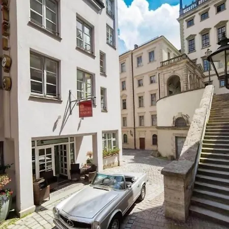 Otel Am Rathaus Augsburg