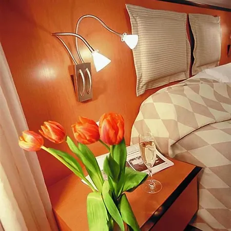 Am Rathaus Otel 3*