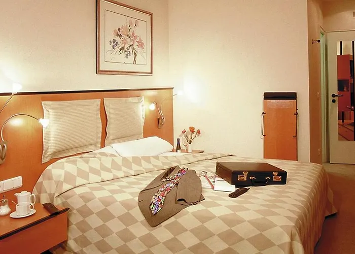 Hotel Am Rathaus Augsburgo