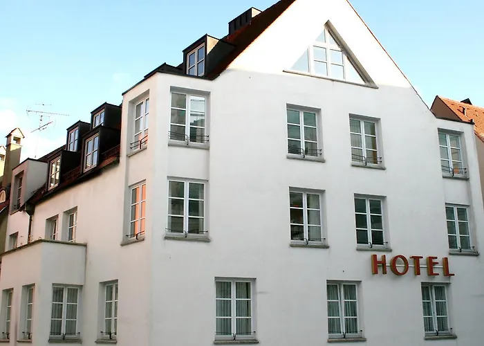 Hotel Am Rathaus Augsburgo